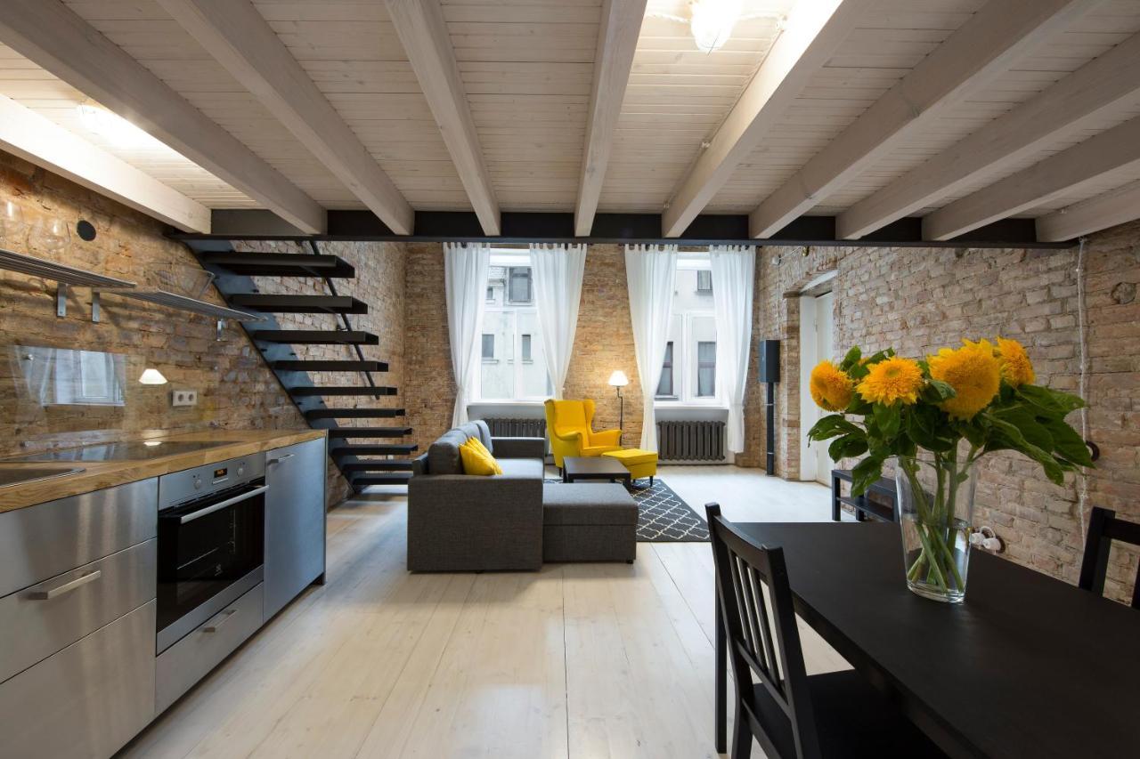 Stylish Studio Apartment In The Heart Of Rīga Exterior foto